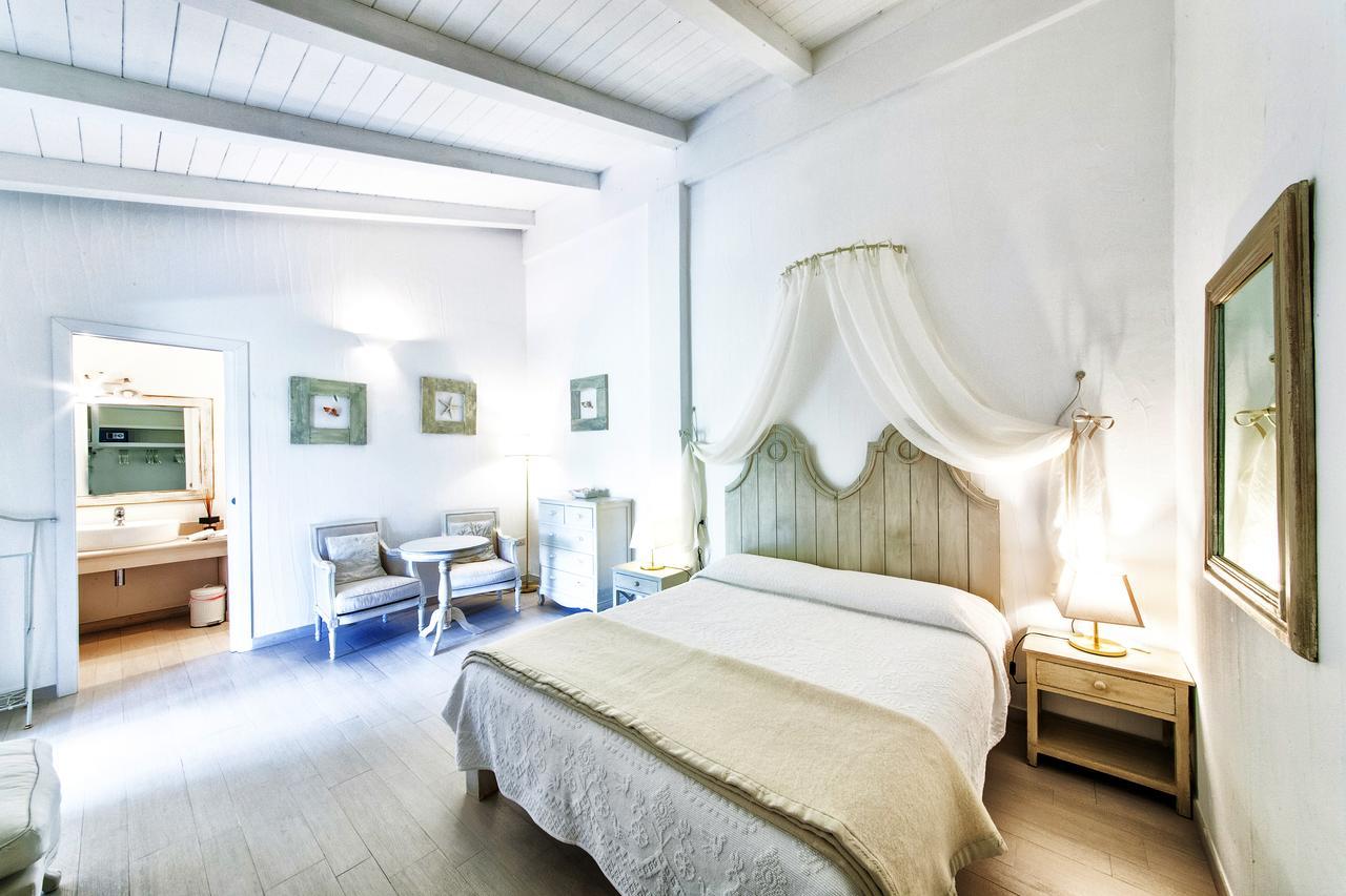 Cento Ulivi B&B Golfo Aranci Exterior foto