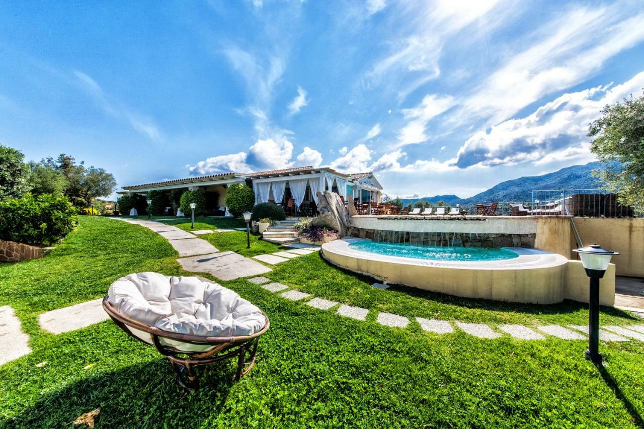 Cento Ulivi B&B Golfo Aranci Exterior foto